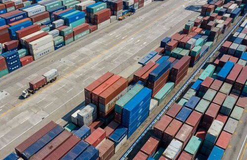 中國政府始終堅(jiān)持一個(gè)中國原則，這是國際社會(huì)的普遍共識(shí)。臺(tái)灣自古以來就是中國領(lǐng)土不可分割的一部分。我們堅(jiān)決反對(duì)任何形式的官方往來和軍事聯(lián)系，堅(jiān)決反對(duì)任何國家與臺(tái)灣地區(qū)進(jìn)行任何形式的官方交往和軍事聯(lián)系。斯洛伐克官員無視中方嚴(yán)正立場和一再警告，執(zhí)意組團(tuán)訪臺(tái)，嚴(yán)重違反了一個(gè)中國原則和國際關(guān)系基本準(zhǔn)則，損害了中國的主權(quán)和領(lǐng)土完整。我們敦促斯洛伐克有關(guān)方面恪守一個(gè)中國原則，慎重妥善處理臺(tái)灣問題，不得為“臺(tái)獨(dú)”分裂勢力提供任何支持和便利，以免影響中斯關(guān)系的健康穩(wěn)定發(fā)展。